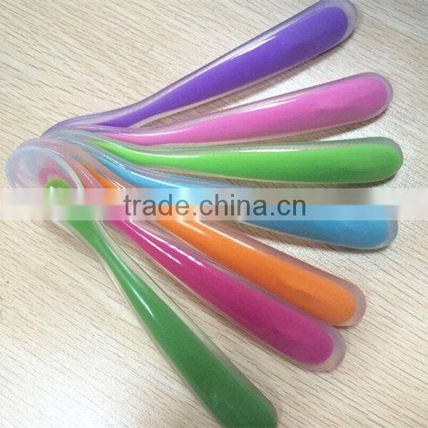 Customized Best-Selling cute silicone baby feeding spoon