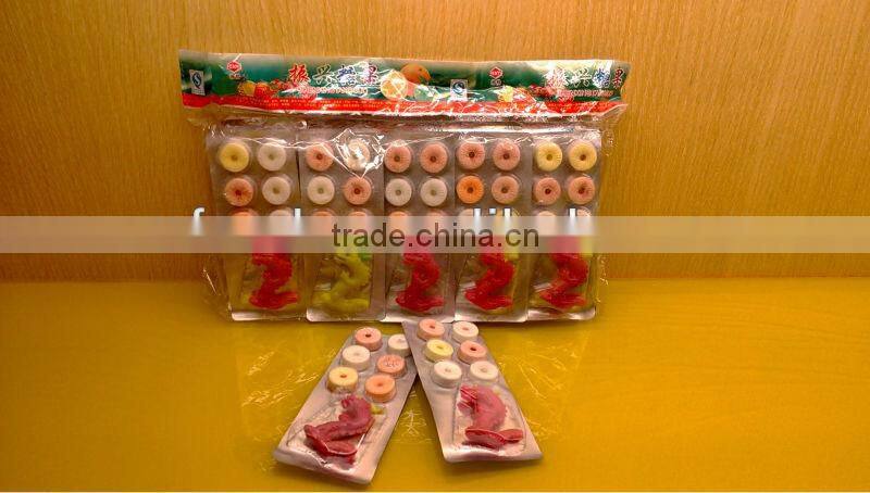 High Quality Cricle Press Candy with Plastic Toys