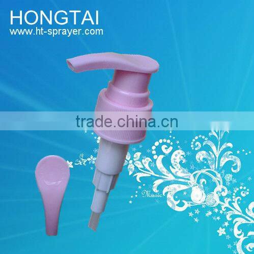 Cosmetic clip lotion pump for bottle