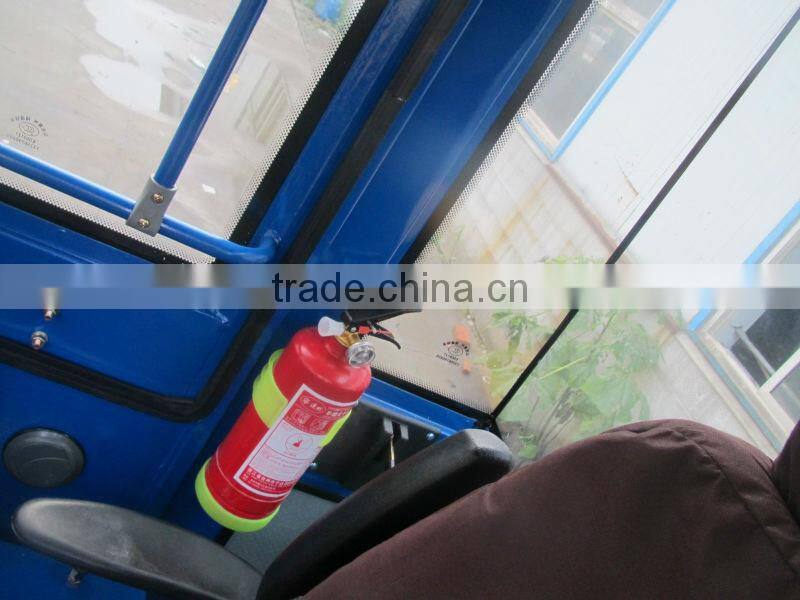 China Qingzhou 2700kg rated loading ZL27 wheel loader with wood glabber and joystick