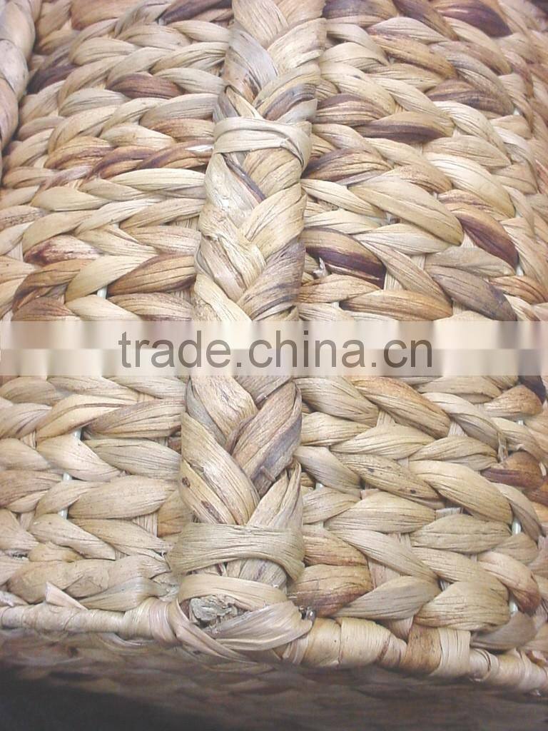 Set of 3 water hyacinth baskets with thick handle and seagrass rim