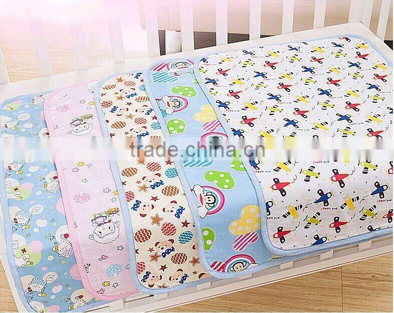 VGERGER Popular Customized size bed Bed waterproof pad with floral Made in China