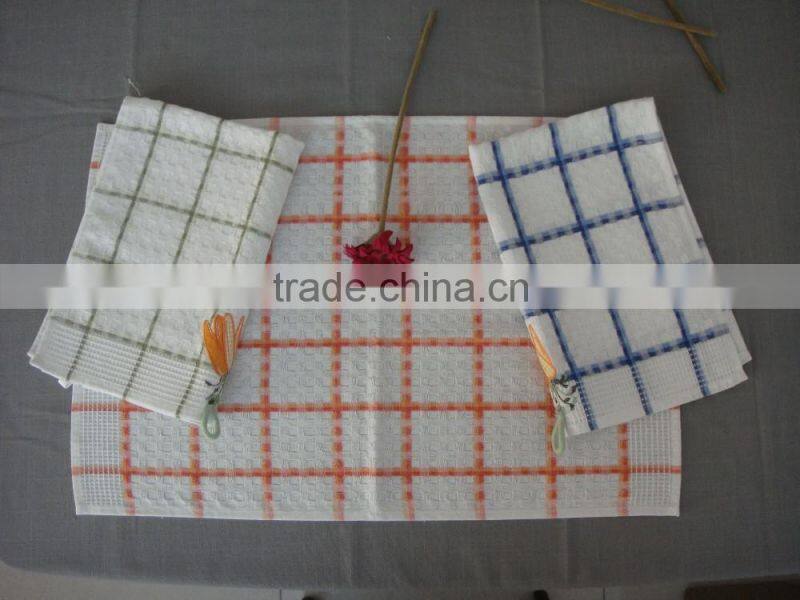 China supplier large waffle check tea towel with carrot design