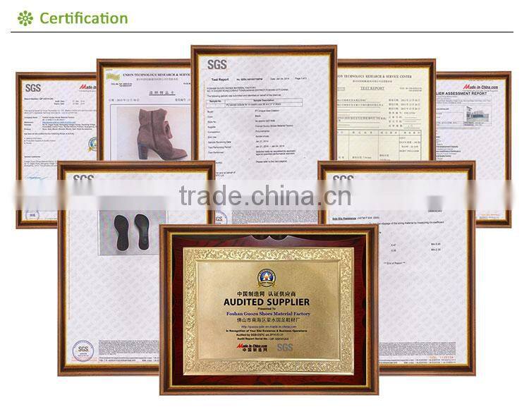 Black color flexible casual shoes rubber outsoles