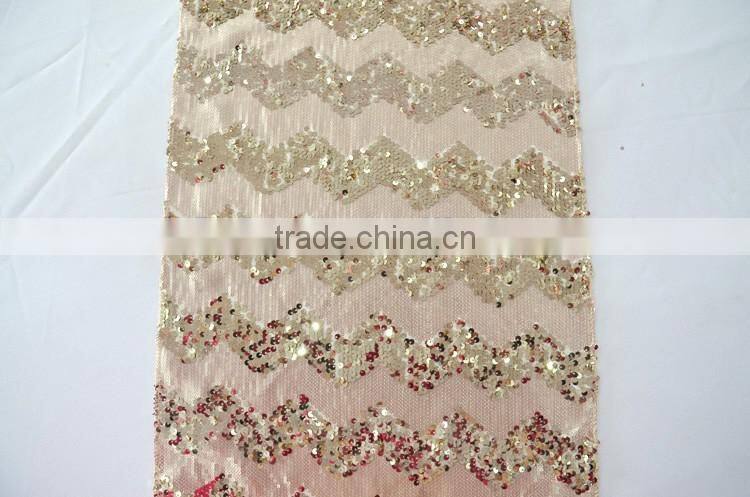 Discount wedding sequin chevron table runner for round tables