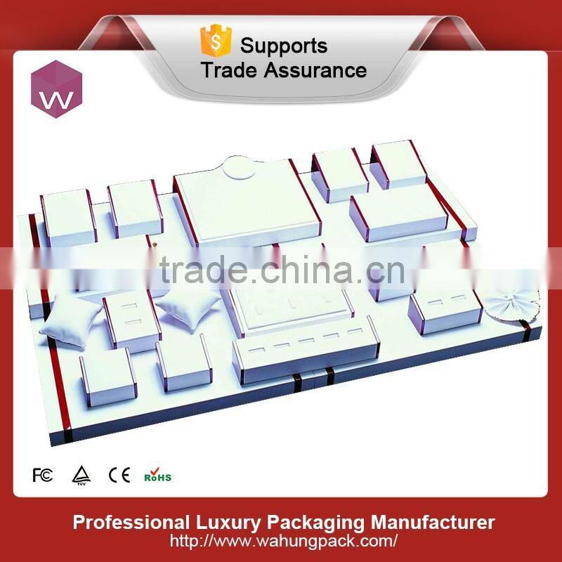 Custom Design Luxury Black Color Necklace Jewelry Display Set Ring Holder