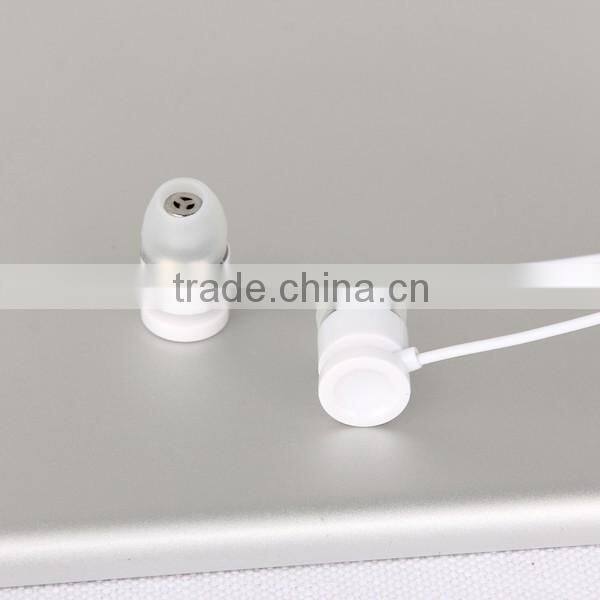 New arrival in-ear earphones for mobile with Mic HIFI Noise cancelling Bass Headsets