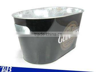 Oval Ice Bucket with Inner Handles