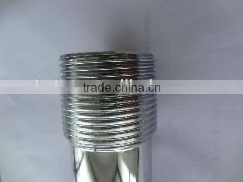 Boron carbide nozzle for blasting