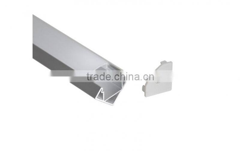 Surface Mounted Triangle Aluminum Extrusion Profile for Corner