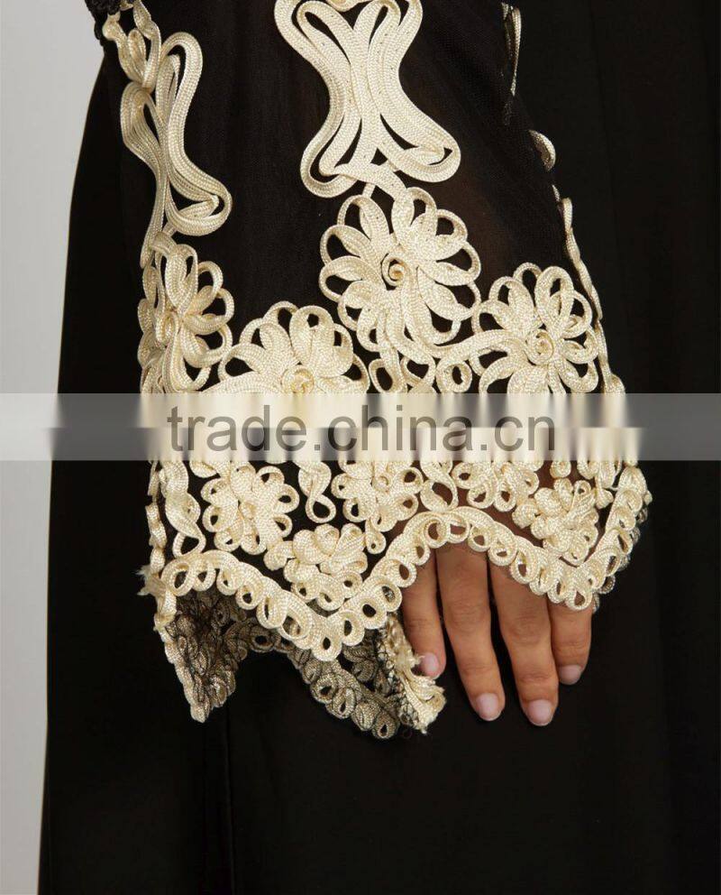 Dubai clothing OEM Beautiful lace detailing Pop up buttons Cream Lace Open Jacket Abaya