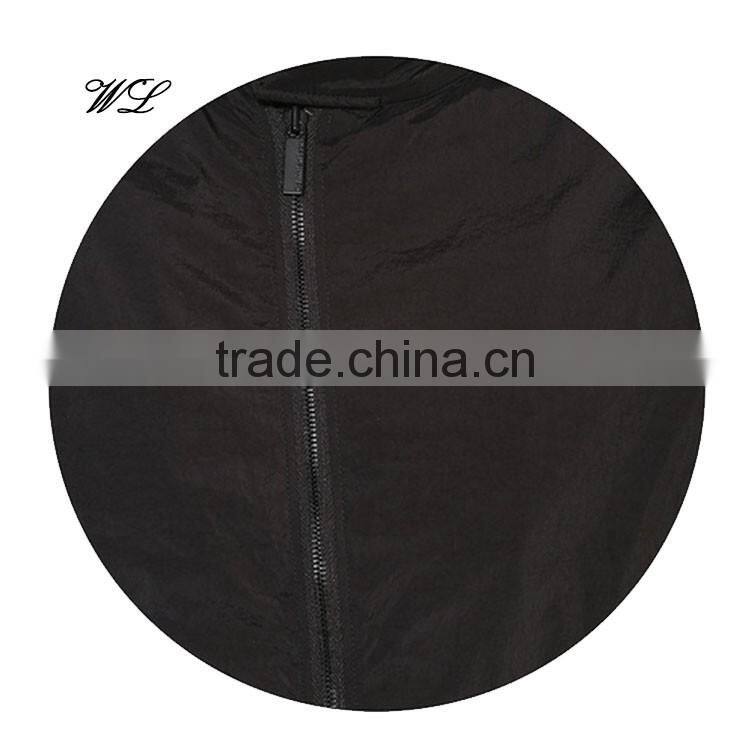 Man OEM Shiny Nylon Jacket Waterproof Fabric Customised PaddedJackets