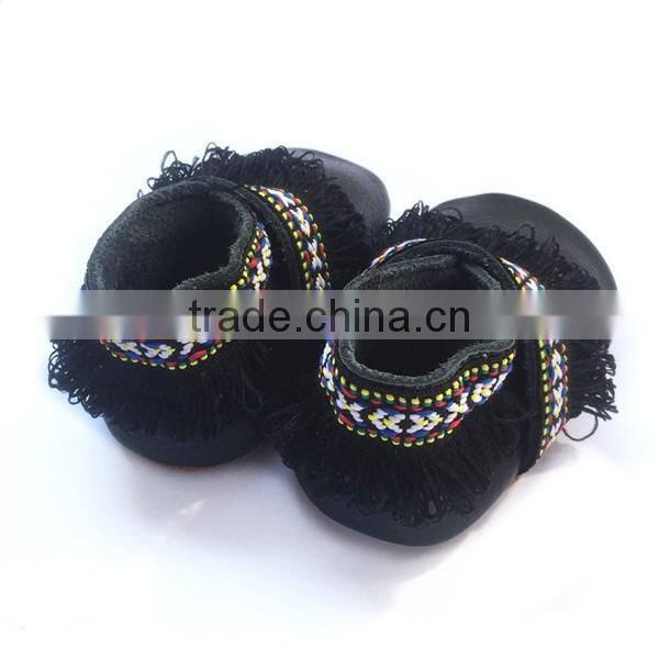 soft leather chinese folk design baby moccasin shoes