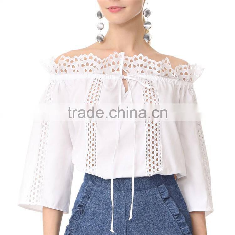 2017 OEM Semi-sheer Loose off-shoulder Neckline London Lace Blouse