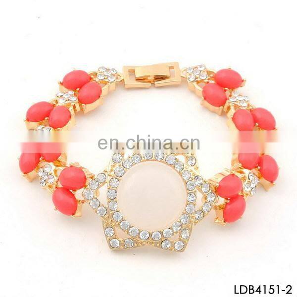 Pineapple charm elastic cord bracelet