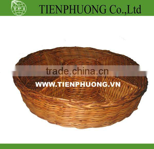 wicker divide basket