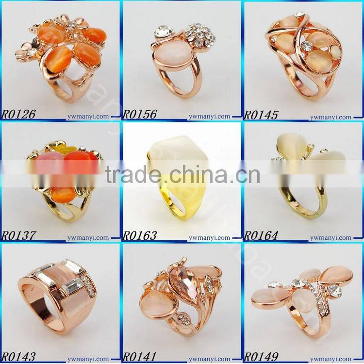 Latest design green crystal plating silver ring R788