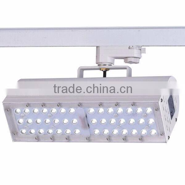 High Quality Design Patented Anti-glare Lens High lumen Indoor Lighting 30w LED Track Light LED Shop Store Light
