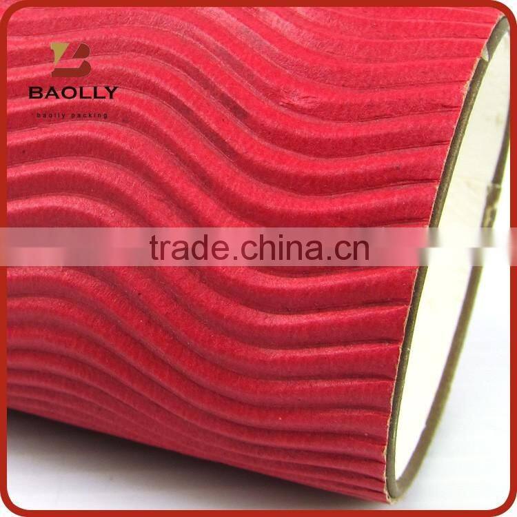 Round paper coffee cup with lid