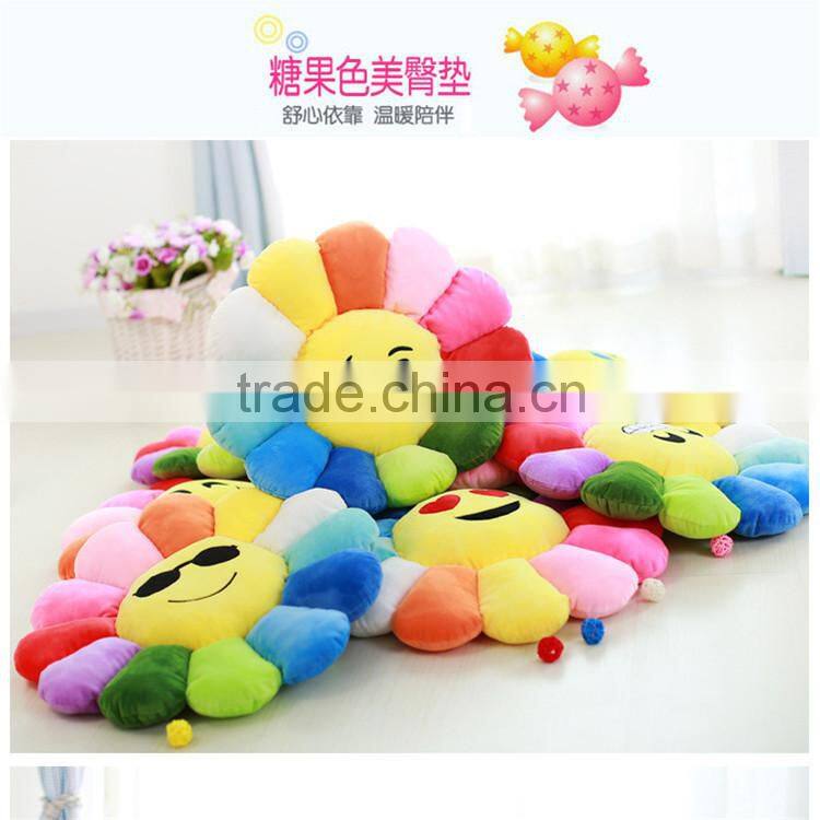 2015 Hot selling lovely plush custom whatsapp emoji pillow flower decorative pillow