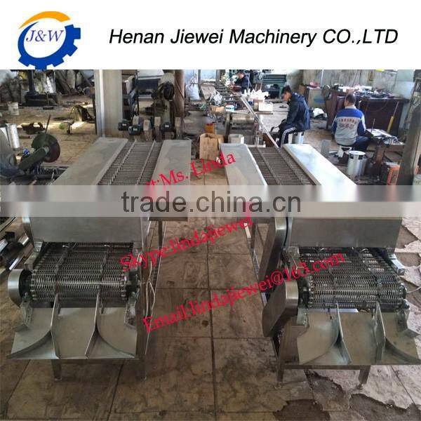High efficiency chicken feet cutting machine /chicken feet cleaning machine/ chicken feet machine