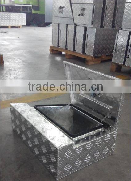 Aluminum Echelon Underbody Tool Box