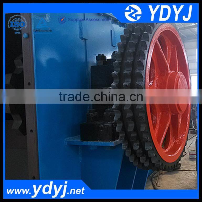 Wear resistance alloy wheel for conveyor