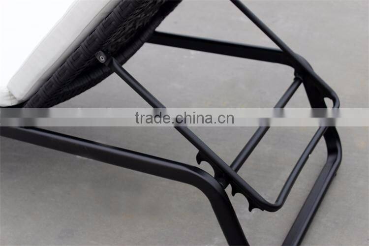 Flower weaving seaboard rattan lounge