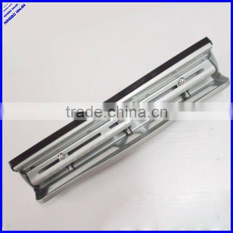 2015 new design cheap flat plastic 3 ring binder hole punch