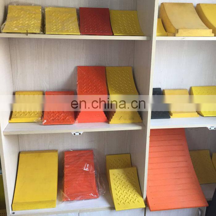 Wheel Chock Blocks with Foot Rope (2-Pack) - Small - Heavy Duty Black Rubber 125*75*65cm