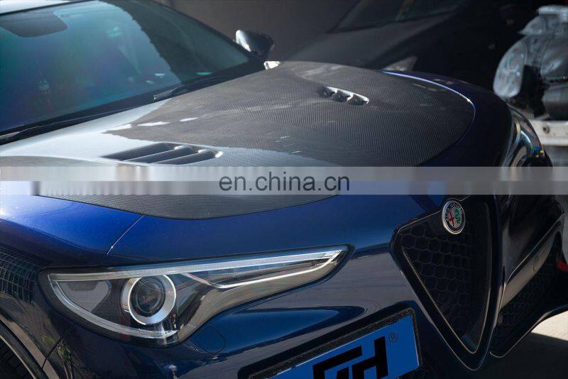 Runde Newest For Alfa Romeo Stelvio upgrade Four-Leaf Clover Front Bumper Kit