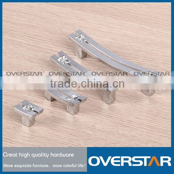 China Zinc Alloy Crystal Rhinestone Furniture Handle
