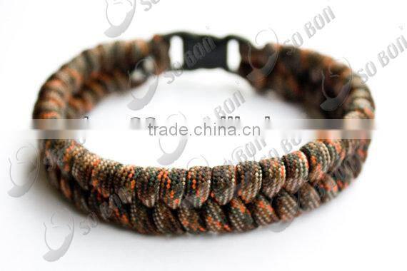 Cheap christmas woven paracord bracelet with logo