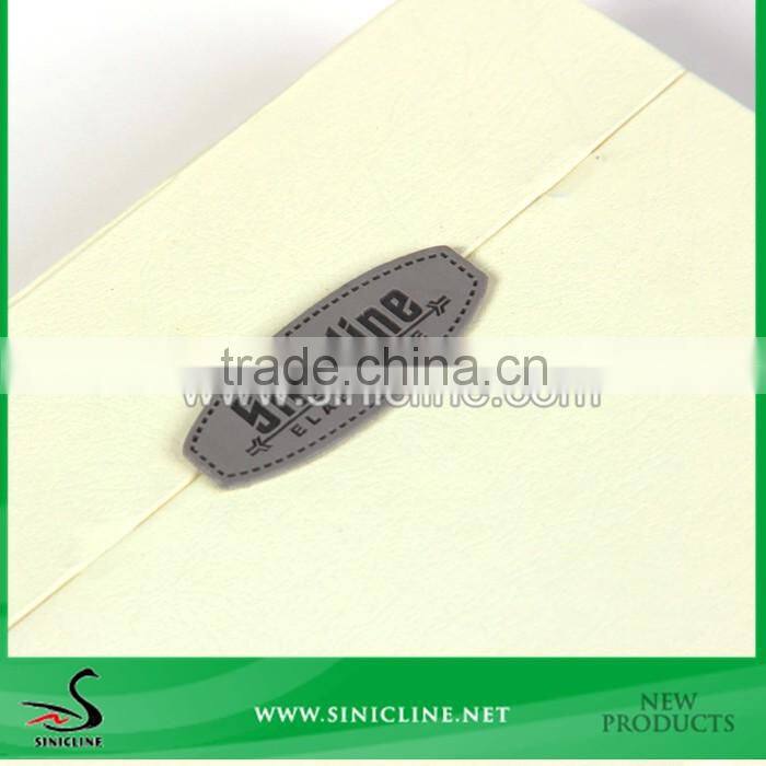 Sinicline Design white magnet box for gift