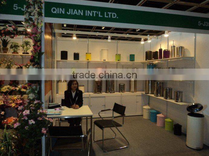 rubber paint mini dust bin