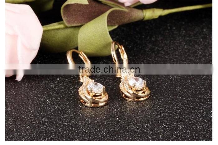 2016 fashion 316 L crystal earrings in hot sale