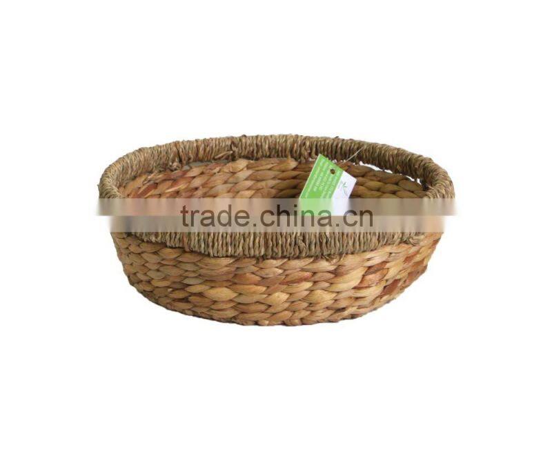 Beautiful water hyacinth fruit basket/ Fruit tray with handle woven storage basket