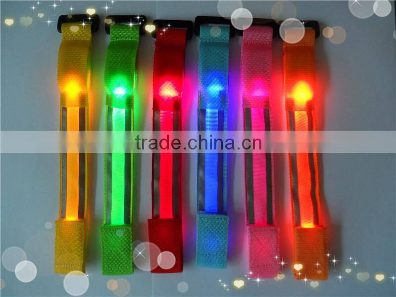 2015 New Style 2.5 cm Nylon Flashing LED Snap Reflective Bracelet