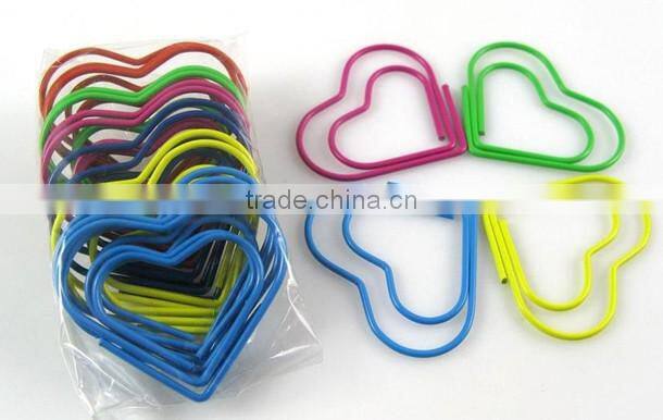 Plastic coated heart-shaped colorful paper clip with matched heart-shaped plastic box