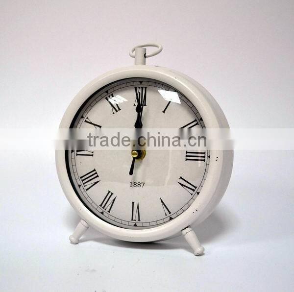 Metal fashion table clock