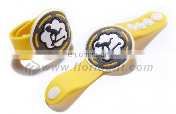 Alibaba beautiful keyring/design your own keyring