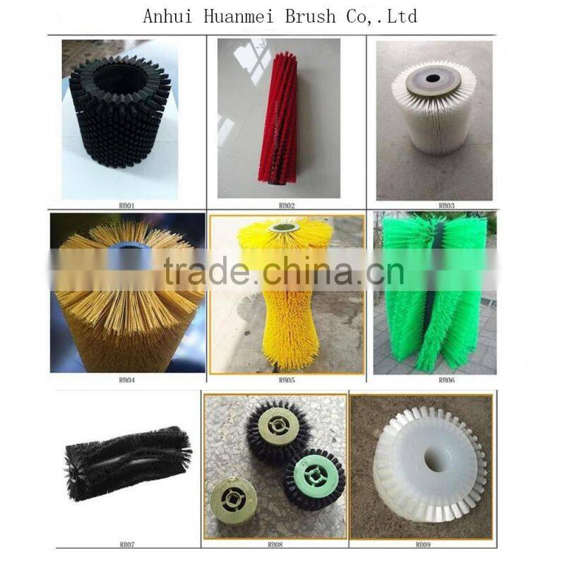 Industrial roller brush for road sweeping