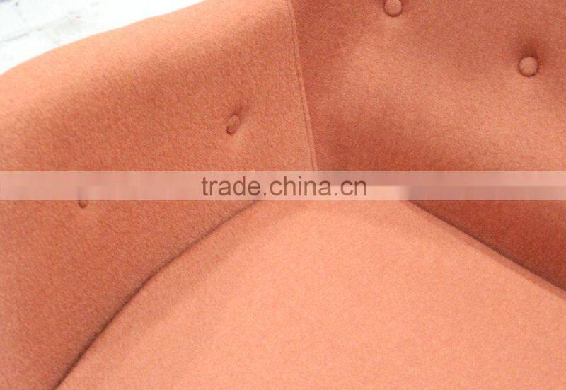 2 seats Finn Juhl wood legs Pelican chair