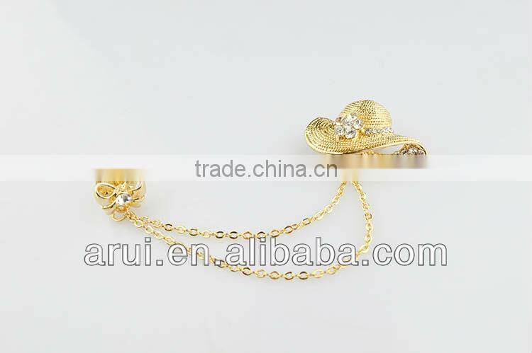 Generous rose flower brooch for wedding invitations