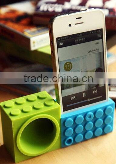 2015 New promotion gift silicone football speaker