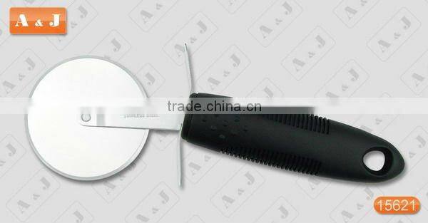 Kitchen Gadget 6cm Pizza Cutter