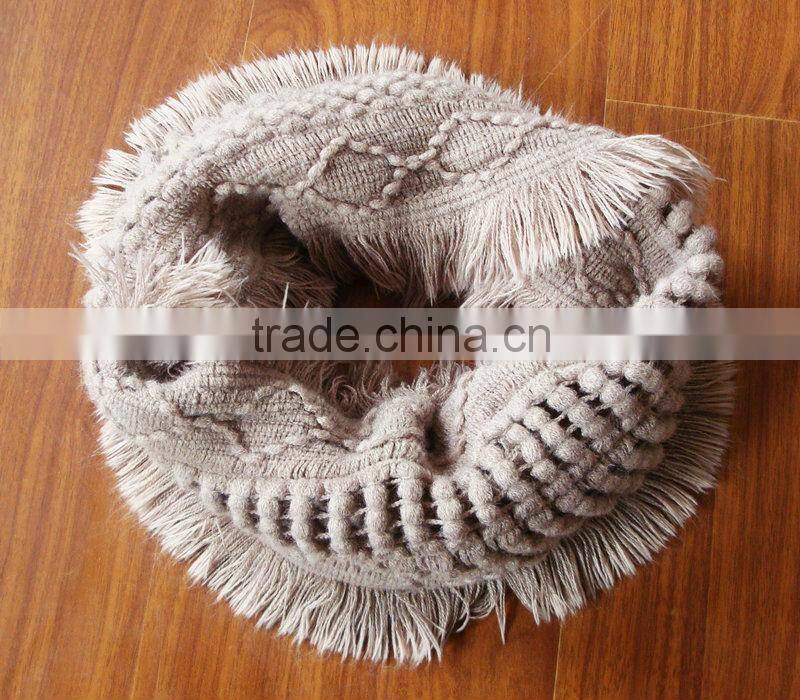2013 fashion latest design ladies textured knitting snood scarf