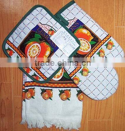 3 pcs silk screen print cotton kitchen towel and pot holder oven mitten set