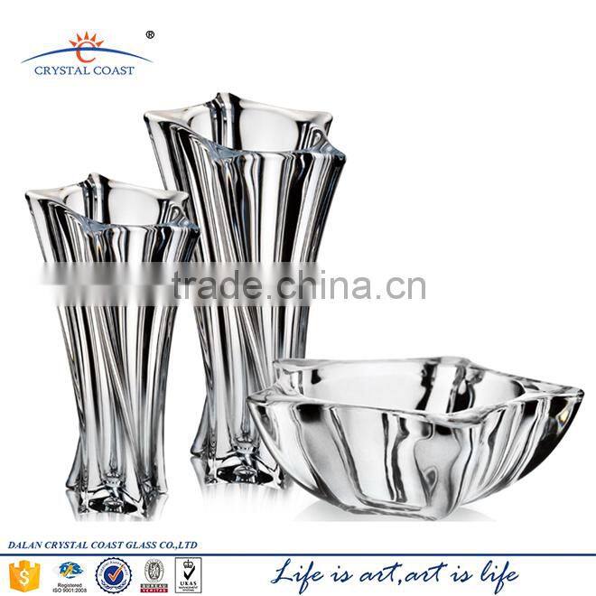 Recycled high quality lead bohemia glass star vase factory for florist