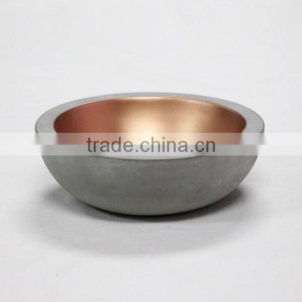 Concrete or cement catchall/box/bowl with wood